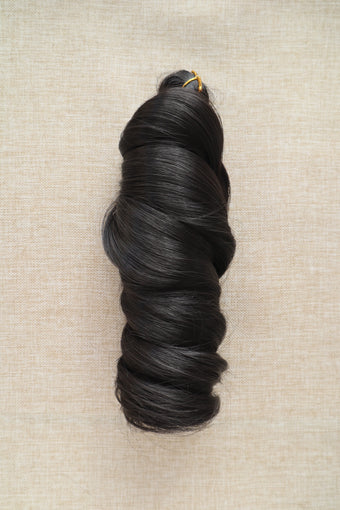 French Curl Braiding Hair – Soft Black (1B)