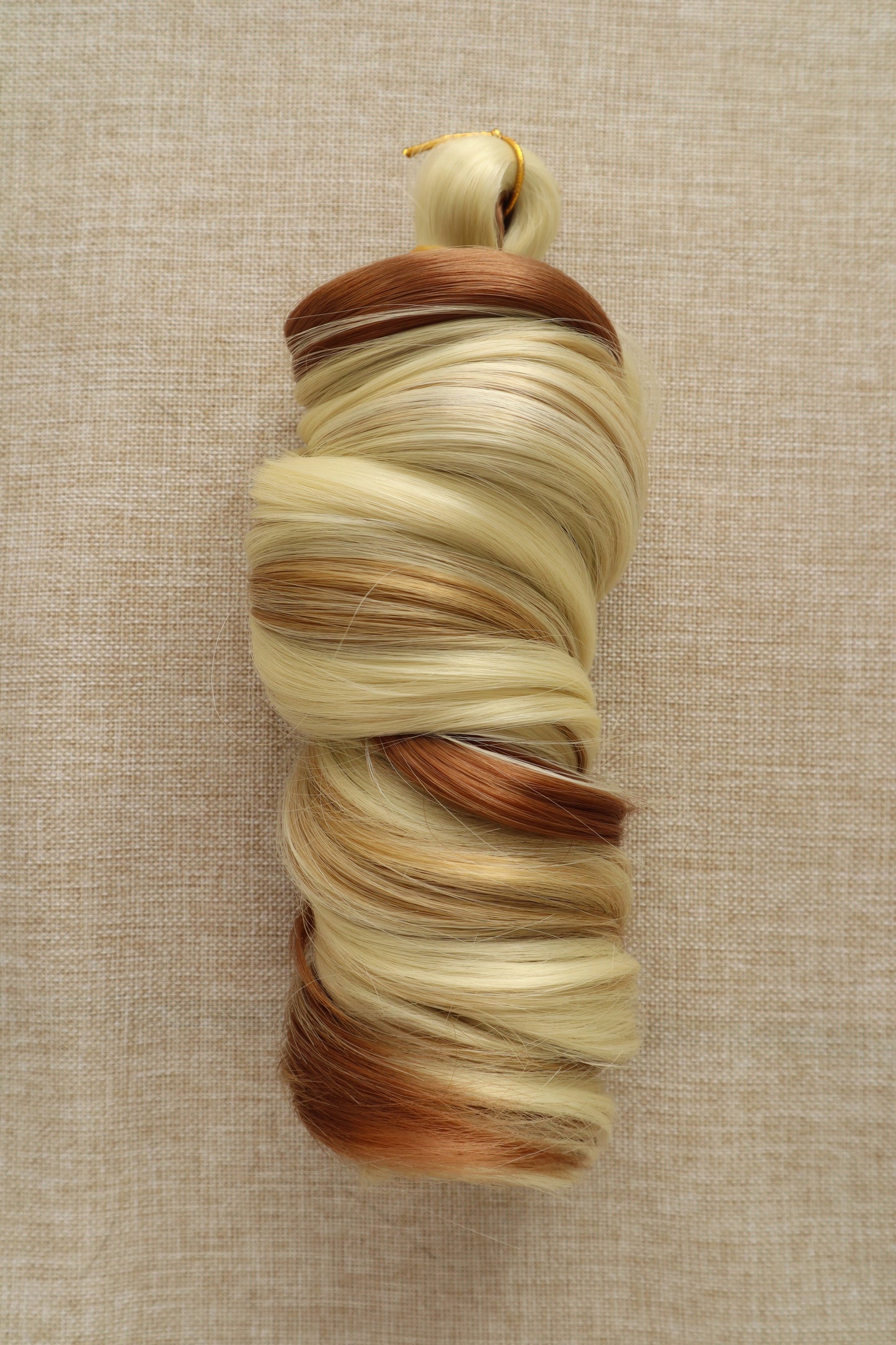 French Curl Braiding Hair – Caramel Blonde Mix (P27/30/613)